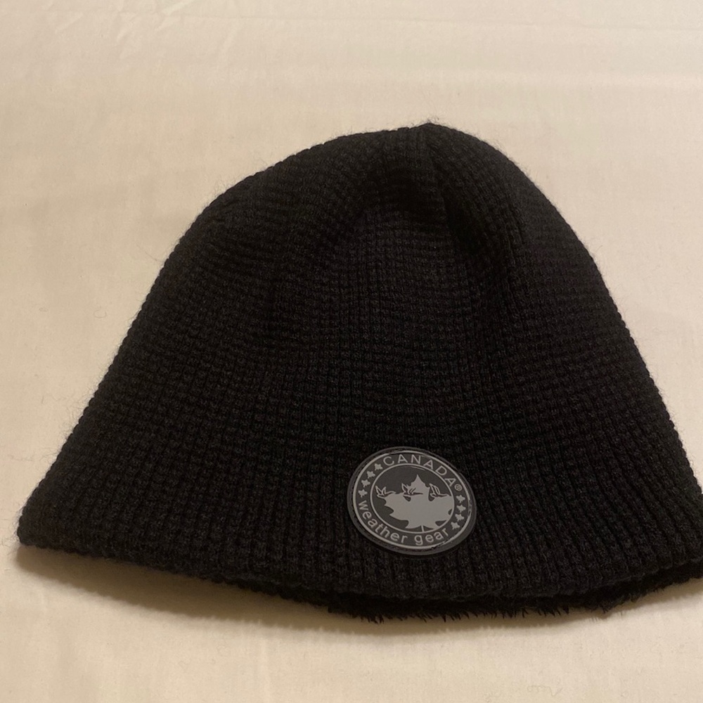 CANADA WEATHER GEAR WINTER HAT COLOR BLACK